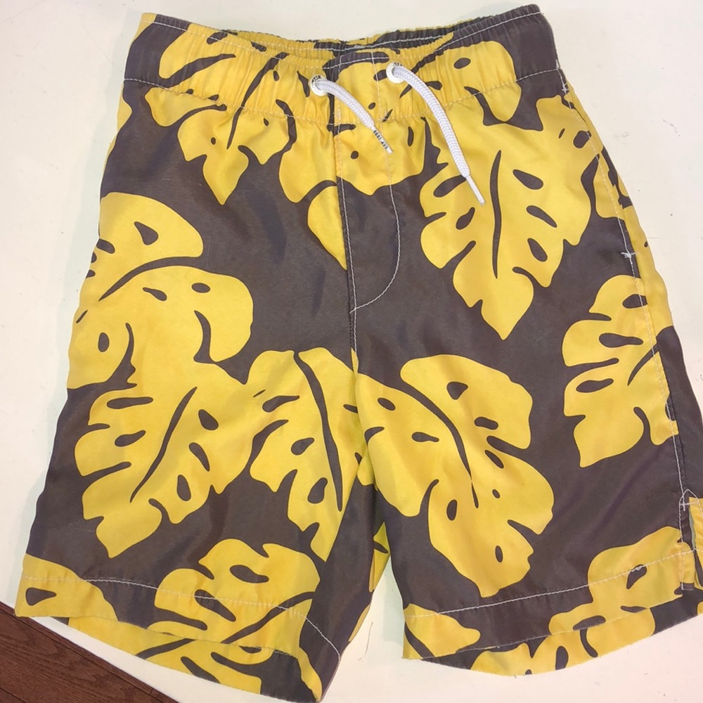 GAP board shorts - Picture 1 of 3